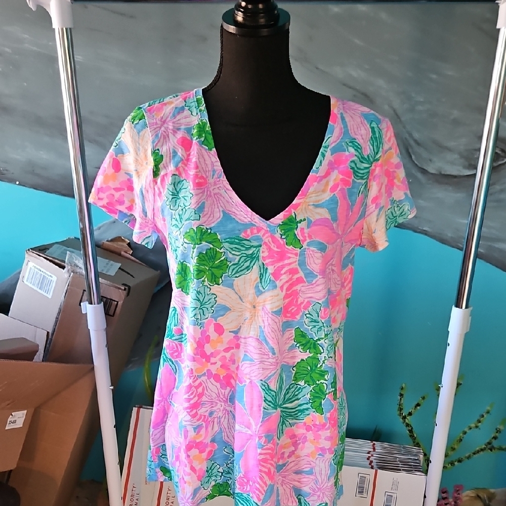 Lilly Pulitzer Fitted Pink and Green Short Sleeve Tee